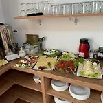 Bed & Breakfast Pod Szrenica 2 3*