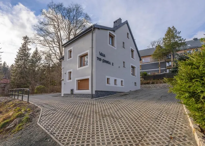 Pod Szrenica 2 Bed & Breakfast