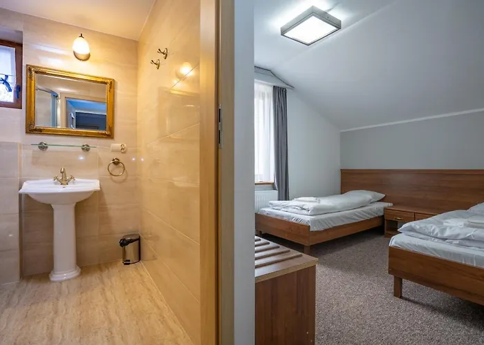 Pod Szrenica 2 3* 스클라르스카포렘바